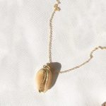 COWRIE HONEY  NECKLACE