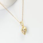 SEASHELL PENDANT