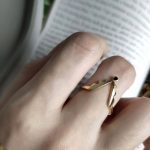 DANS LE  LOUVRE RING