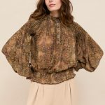 INTALA BLUSA CON ESTAMPADO FLORAL VERDE