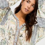 LAVI BLUSA MANGA LARGA CON MIS ESTAMPADO VERDE