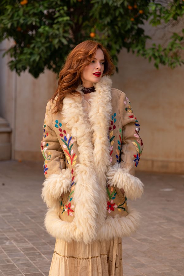 BOHEMIAN HAND EMBROIDERED SHEARLING COAT WITH LAMB FUR COLLAR BROWN M/L