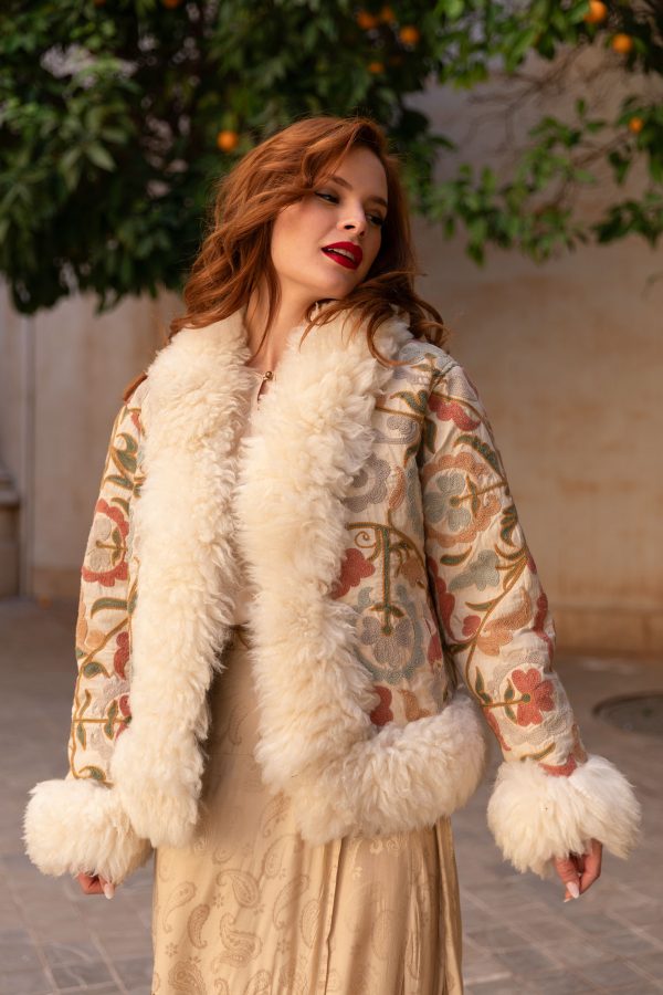 ANAIS ECRU I BOHEMIAN VINTAGE HAND EMBROIDERED SILK SHORT FUR COAT S