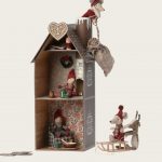 CASA DEL PAN DE JENGIBRE. MAILEG