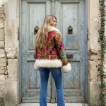 YULDUZ ABRIGO CORTO BOHEMIO EN TEJIDO DE SEDA VINTAGE BORDADO A MANO CON FORRO Y CUELLO DE PIEL M