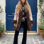 ABRIGO BOHEMIO EN PIEL BORDADO CON FORRO Y CUELLO DE PIEL BROWN CHOCO SUEDE M (copia)